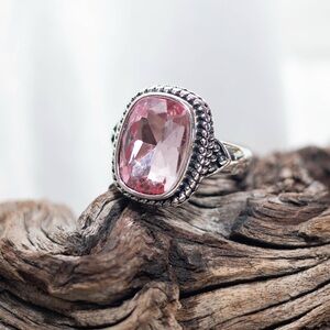✨Sundance Viken Antiqued Silver Pink Stone Ring